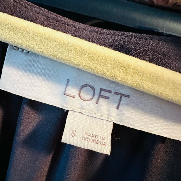 Loft dress tank. Gray with Pearl buttons. - Picture 2 of 4